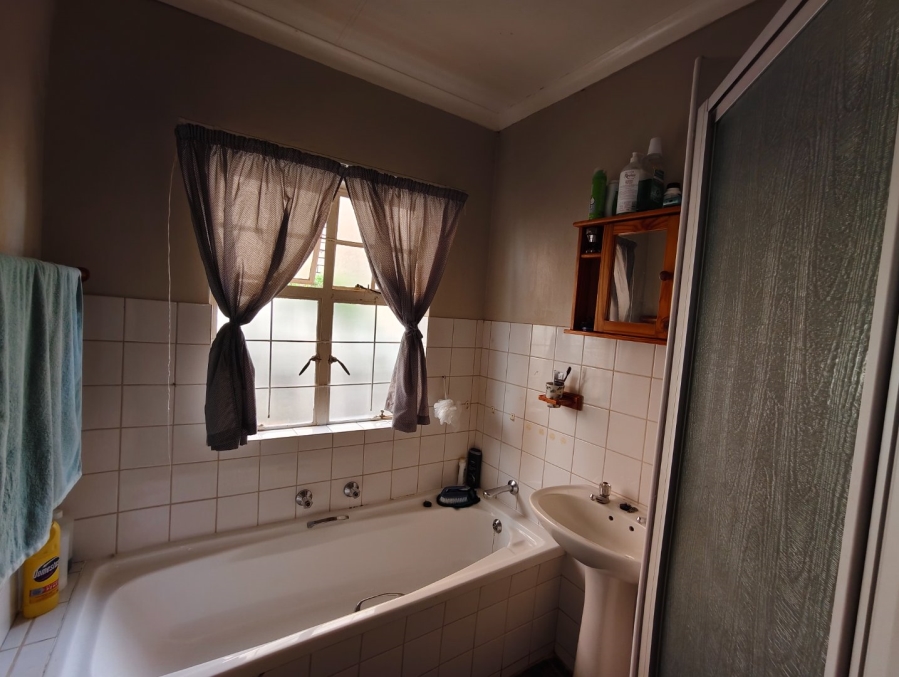 2 Bedroom Property for Sale in Pentagon Park Free State